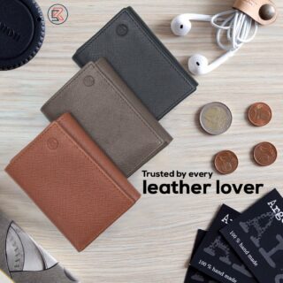 Leather SR presents you the best range of men's trifold wallets with 9 card compartments and 2 ID windows in three standard colors, so now you can keep all your stuff right in your back pocket.
Get it now at: https://bit.ly/3vYQFzk
#Leathersr #Leatherwallet #Menwallet #LeathermenWallet